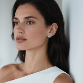 Agriajun Square White Cubic Zirconia Crystal Silver Stud Earrings for Women, Dainty Sparkly Dazzling Rhinestone Moissanite Birthstone Earings Prom Wedding Fashion Jewelry Gift