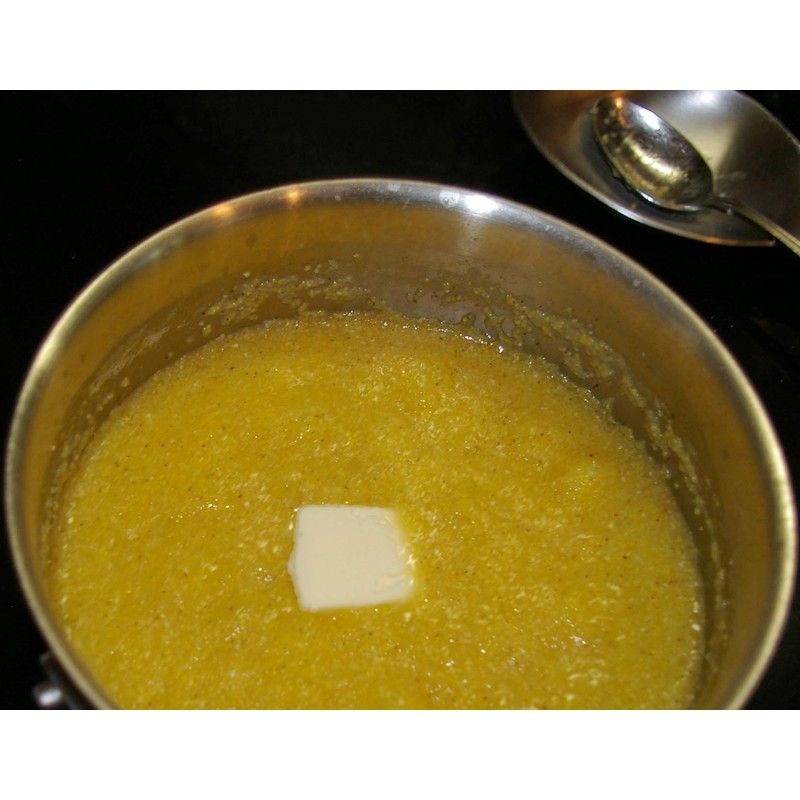 Moss Water Ground White and Yellow Whole Corn Grits each