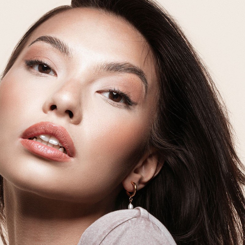 Inglot AMC Cream Foundation, Underlay with Natural Coverage, Highlighter Formula