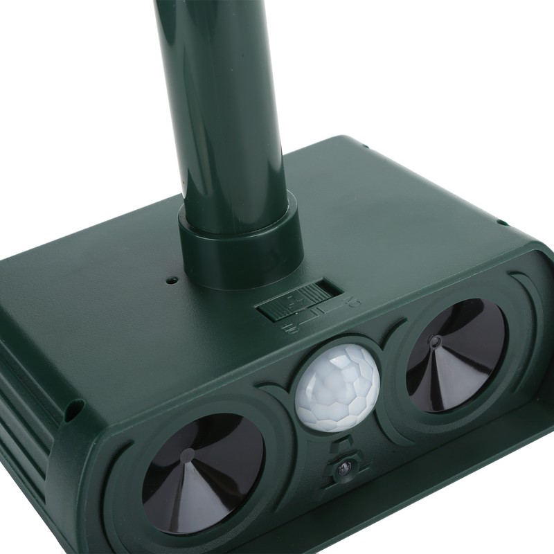 Solar Powered Ultrasonic Animal Repeller Wild Boar Cat Dog Repellent