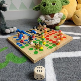 2 x Hofmeister® Wooden Eye Numbers Dice 4 cm - Wooden Dice Children Adults Play Board Game Party Game Evening Party Game 100% Natural Product Untreated from Local Beech Wood 4 x 4 cm