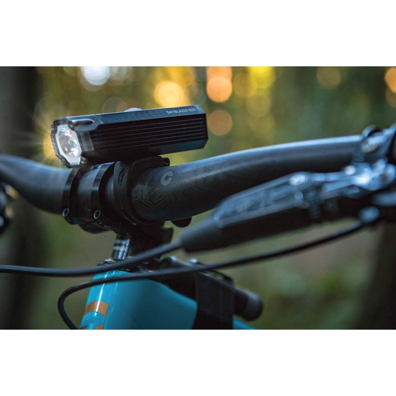 Blackburn Dayblazer - Luz delantera para bicicleta (negro, 800 lúmenes)