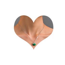 Inilbran Boho Green Frog Choker Necklace Vintage Frog Necklace Choker Green Frog Pendant Necklace Minimalist Funny Animal Necklace for Women and Girls