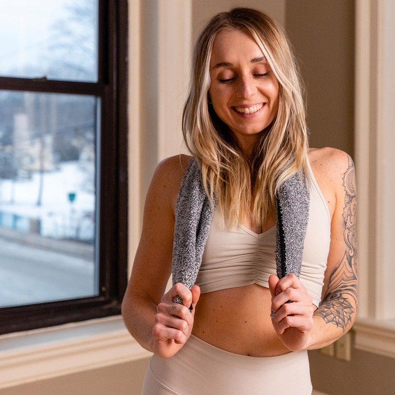 FACESOFT Black Eco Sweat and Charcoal Towel - Soft and