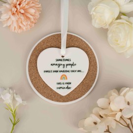 Ceramic Thank You Gift – "Sometimes Amazing People Forget How Amazing They Are" – Sentimental Rainbow Design Keepsake for Mentor, Friend, Teacher, or Family – Unique Appreciation Gift for Women