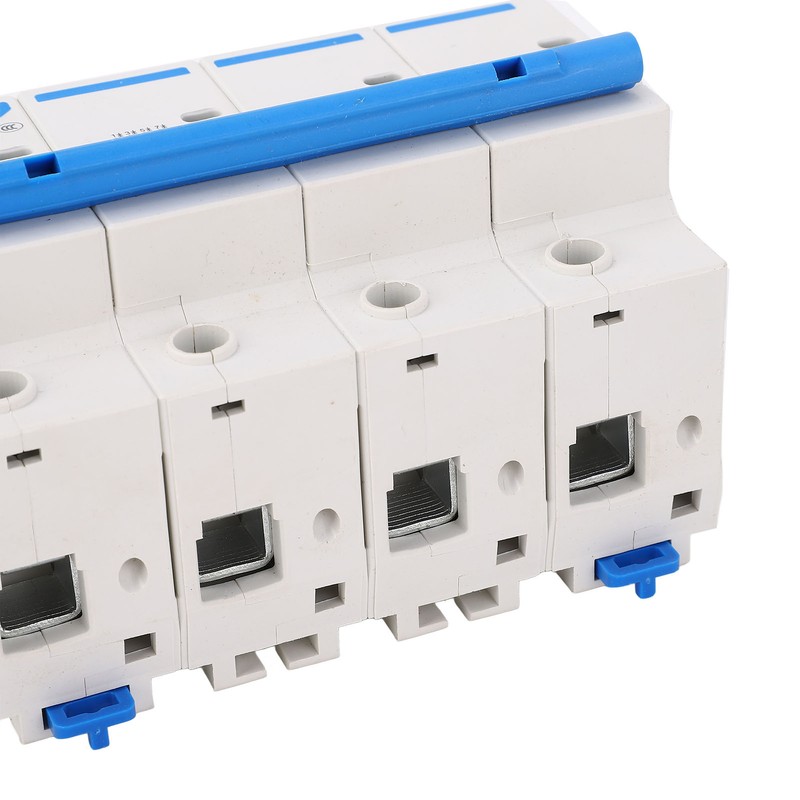 125A 4P Miniature Circuit Breaker 400V Air Switch PC Flame