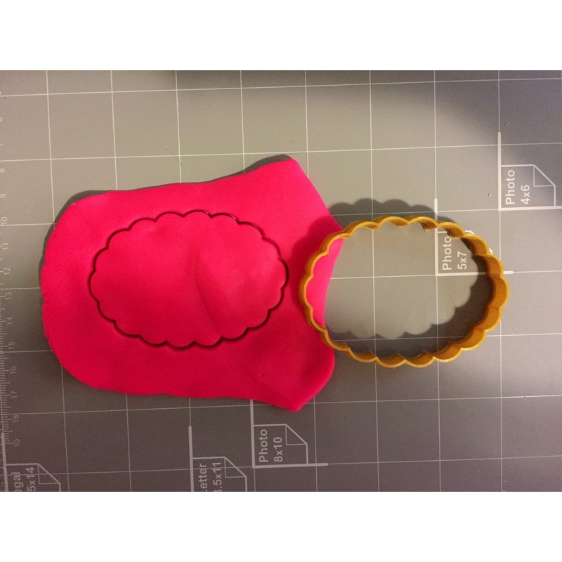 Scalloped oval Cookie Cutter (5 inches)