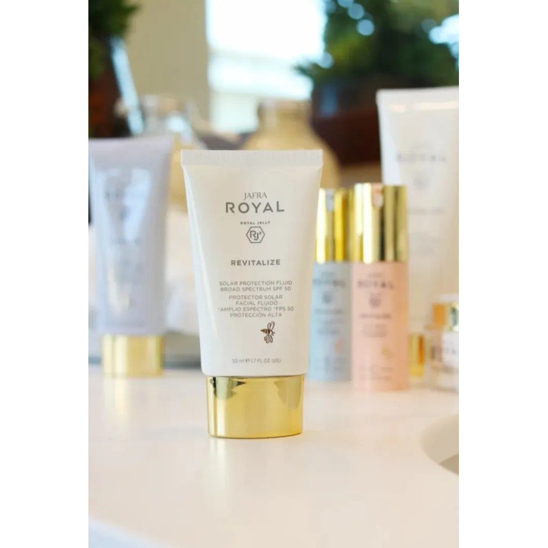 Protector Solar Facial Revitalizante Royal Fps Set 2pz