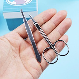 JERRY Beauty Scissors & Tweezers 2-Piece Set