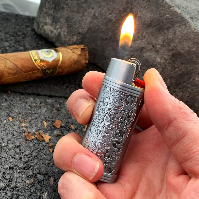 IN SELECT 2 PCS Pack Vintage Metal Lighter Case Cover