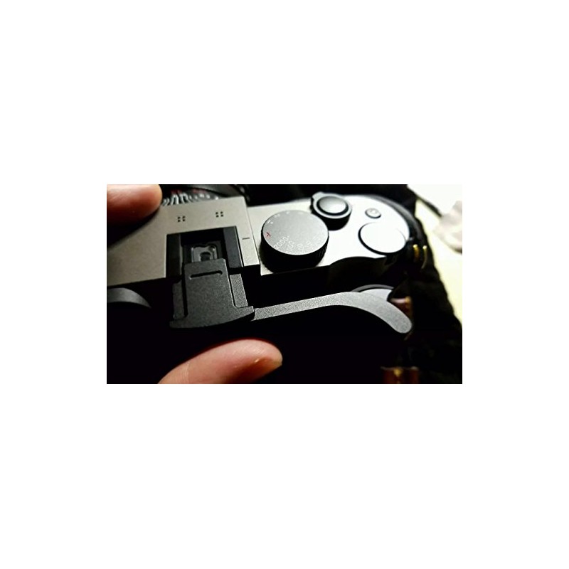 EWOOP Thumbs Up Grip Designed for Leica Q (Type 116)