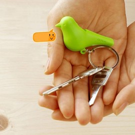 Yjemle Bird House Key Holder, Single Bird House Keychain Wall Hook Holders, Mini Bird Nest Keychain, Anti-Lost Key Holder Whistle Key Ring Holder for Home, Key Hooks Home Storage Hooks Key Hooks