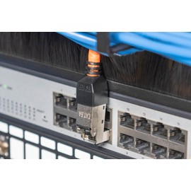 DIGITUS DN-93636 - Network Connector Cat 6A - 360° Shielded - Angled - RJ45 Field Connector Cat6A - 500 MHz - 10GBase-T - 10 Gbps - AWG 27/7 to AWG 22/1