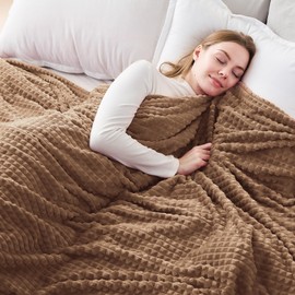 EMME Fleece Throw Blanket for Sofa, Soft, Plush, Warm and Cozy White Throw Blanket, Single Layer, 3D Touch Experience, Perfect for Bed Couch and Sofa Chair,Brown,130x150cm