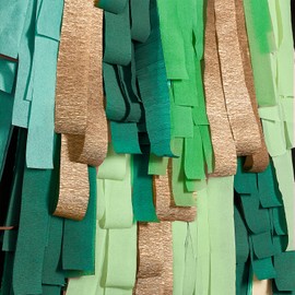 PartyWoo Crepe Paper Streamers 10 Rolls 820ft, Pack of Crepe Paper Streamers in Green Shades Color, Crepe Paper for Birthday Decorations, Party Decorations, Wedding Decorations (1.8 in x 82 Ft/Roll)