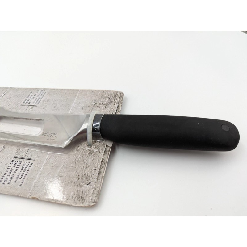 Chicago Cutlery 400 series contoured soft grip sandwich hero 6.5”