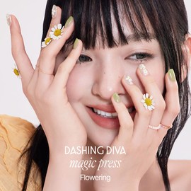 DASHING DIVA Magic Press Flower Ring, Nail Tips, 30 Tips, Magic Press Flowering 30 Tips