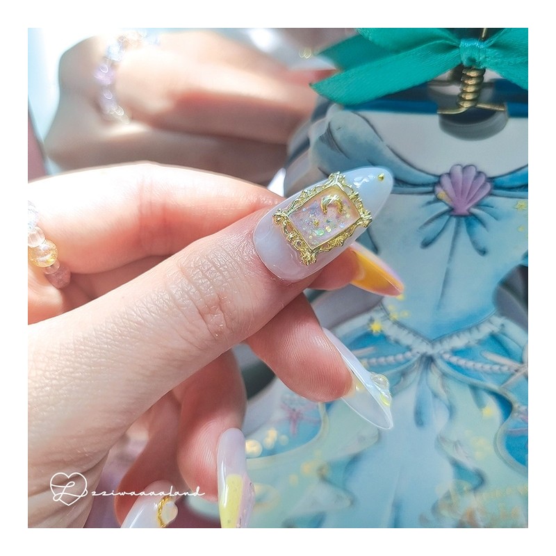 Mermaid's Dream Aurora Unique Emotional Nail - Almond / 머메이드의