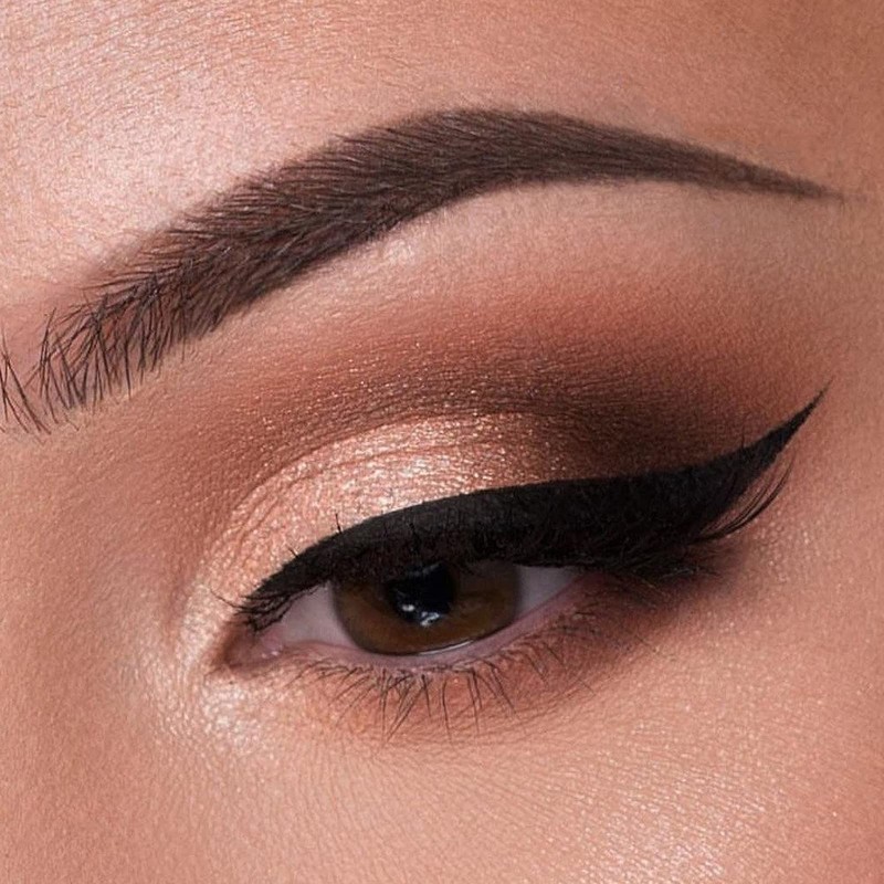 Boobeen Black Eyeliner Liquid, Waterproof Eyeliner Pen with Precision Brush