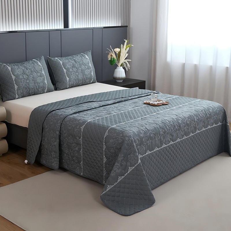 Queen Size Quilt, Embossed Floral and Grid Reversible Bedspread Set,