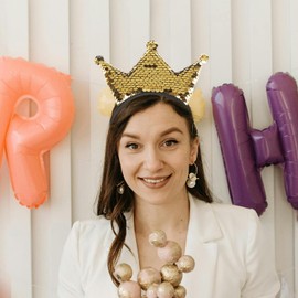 Vanyibro Sequins Queen Headband Crown Hair Bands cute cartoon princess crown hairpin for Birthday Christmas Party