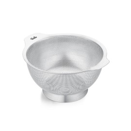 Fissler Essential Stainless Steel Colander 24 cm - Kitchen Strainer Made of 18/10 Stainless Steel, Pasta Colander, Fully Perforated, Hygienic Base, Dishwasher Safe