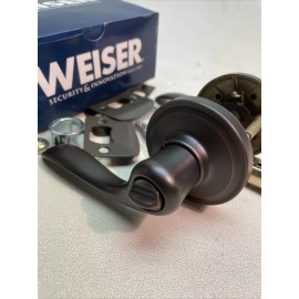Weiser Lock GLA331 TC11P B 6LS1R1 Toluca Privacy Lever, Venetian Bronze Bed/bath