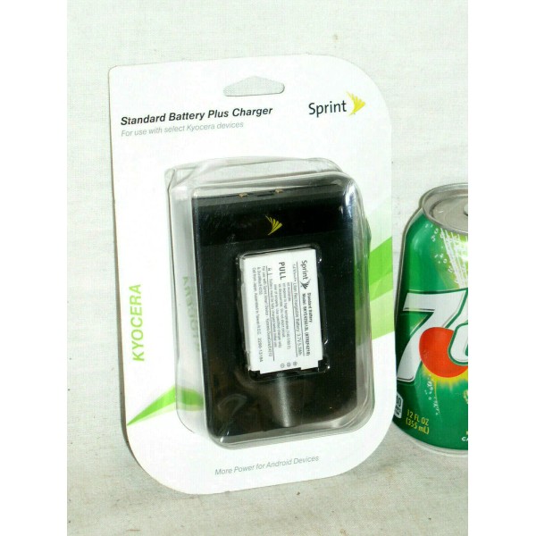 Sprint SEALED KYOCERA STANDARD BATTERY PLUS CHARGER BKYE425513L 3.7V DURACORE