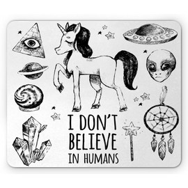 Ambesonne - Alfombrilla de Mouse de Unicornio, Mysticism Occult, Juego destacado de pirámides Aliens atrapasueños Grunge, diseño Rectangular de Goma Antideslizante, tamaño estándar, Color Negro