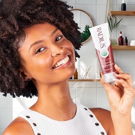 RADIUS USDA Organic Clove Cardamom Toothpaste 2 Count, 3oz, Non Toxic, Designed to Improve Gum Health and Help Prevent Cavities