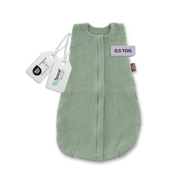 TRÄUMELAND – Baby Summer Sleeping Bag in Sage Green, 0.5 TOG, Lightweight, Breathable Muslin Sleeping Bag for Warm Summer Nights, Oeko-Tex 100 Certified, Non-Toxic & Skin-Friendly