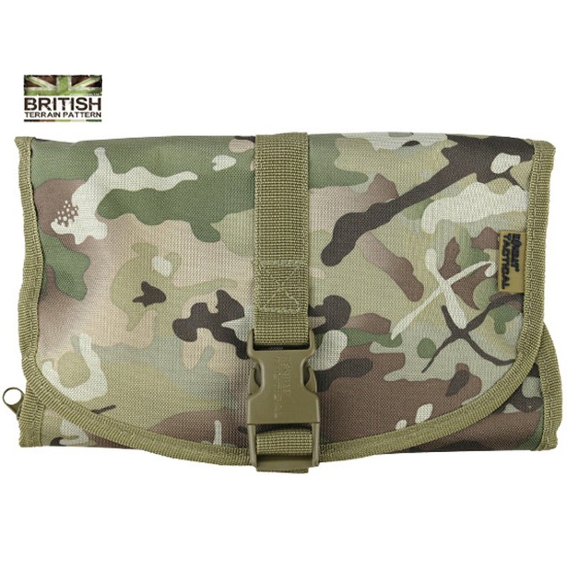 Kombat British Army Combat Zip Compact Hanging Camo Travel Shave