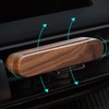 iwoohome アロマディフューザー 車用 クリップ 天然ウッド使用 車 芳香剤 容器 アロマストーン ティンバーカーディフューザー