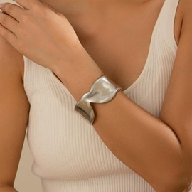 Chunky Gold Bangles for Women Bangle Bracelets Chunky Bangles Bracelets Non Tarnish Gold/Silver Bracelet for Women Trendy Jewelry Gifts