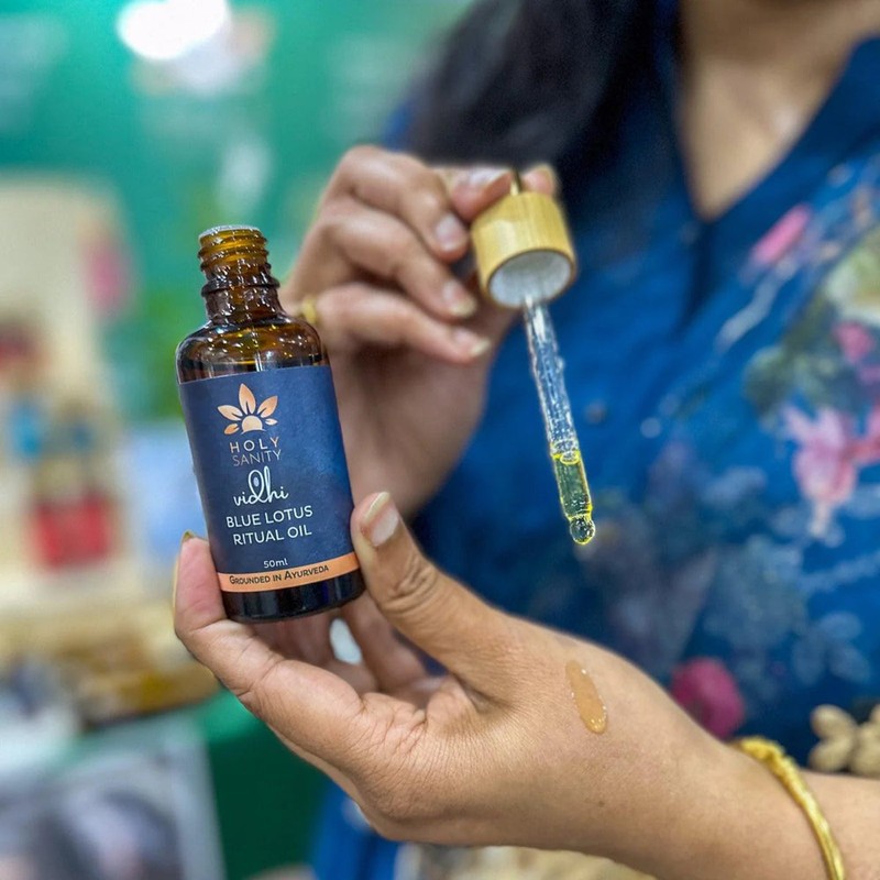 HOLY SANITY Vidhi Blue Lotus Ritual Oil 15ml