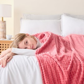 EMME Fleece Throw Blanket Luxury Flannel for Couch Bed Sofa Chair, Soft, Plush, Warm and Cozy Blanket with Geometric Grid Design (Coral Red, 60'' x 80'')