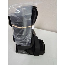 Bledsoe Wee Walker S-M  Size 0-8  Bledsoe L4386- Childs Walking Boot Ankle/Foot Injury