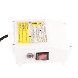 Suction Pump Controller Pump Control Box Integrated Heat Protection Circuit Breaker Controller for Deep Well Submersible Pumps for Household (1100W EU Plug 220V)