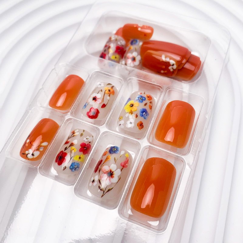 Auiremrti 24 Pieces Flower Press-On Nails, Short Square Spring Nails,
