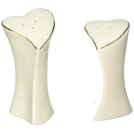 Appletree Design The Perfect Wedding Jade Porcelain Heart Salt and Pepper Set, 3-Inch, 3-3/8-Inch