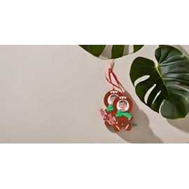 (2) Pack Bundle Gingerbread Man Felt Photo Frame Christmas Ornament Decorative Family Photos DIY Art Cherished Keepsakes Gift Activity Party Celebrtation