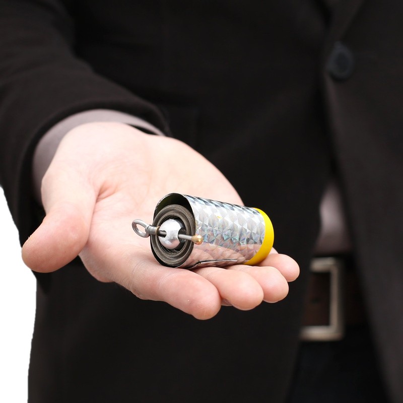 Yellow metal cane appearance