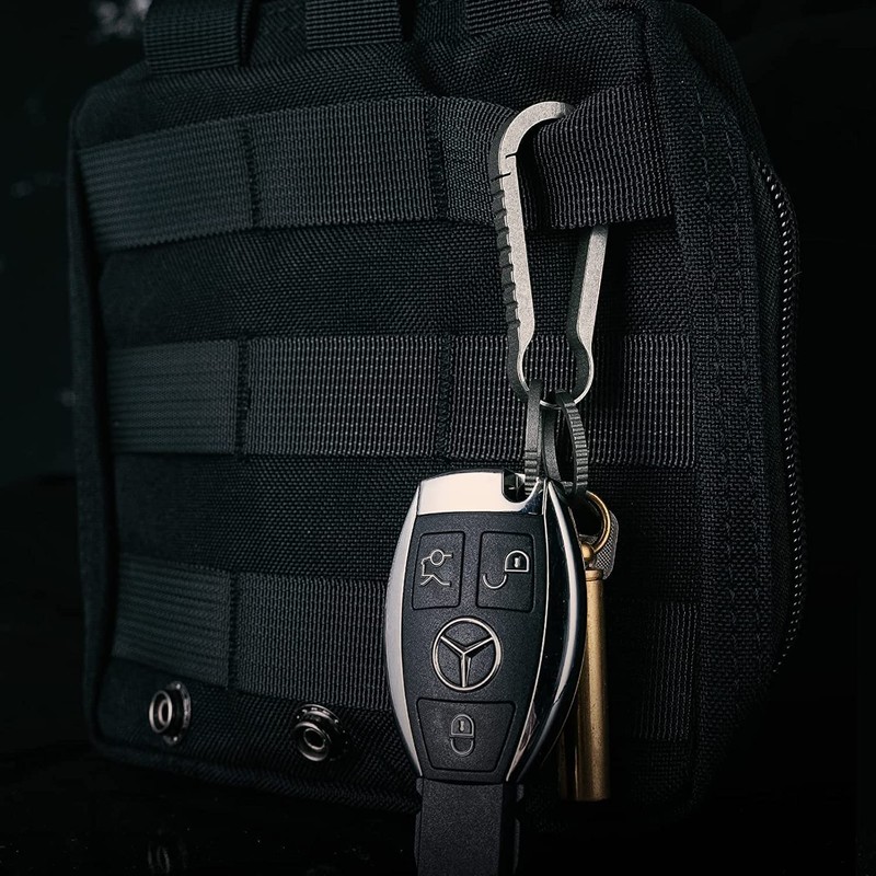 TIMULTI Men's Titanium Key Chain, Lightweight, Double Ring, Side Pushing