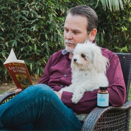 Homodeus Calm Down | Suplemento que Calma Tu Mente Avanzado y Natural con Camomila, GABA, L-Teanina, Vitaminas B6, B12 y D | Impulsa tu Bienestar y Relajación en Situaciones de Estrés y Frustración