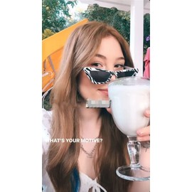 GIFIORE Retro Cat Eye Sunglasses For Women Vintage Designer Cateye Sun Glasses (Black White Stripe)