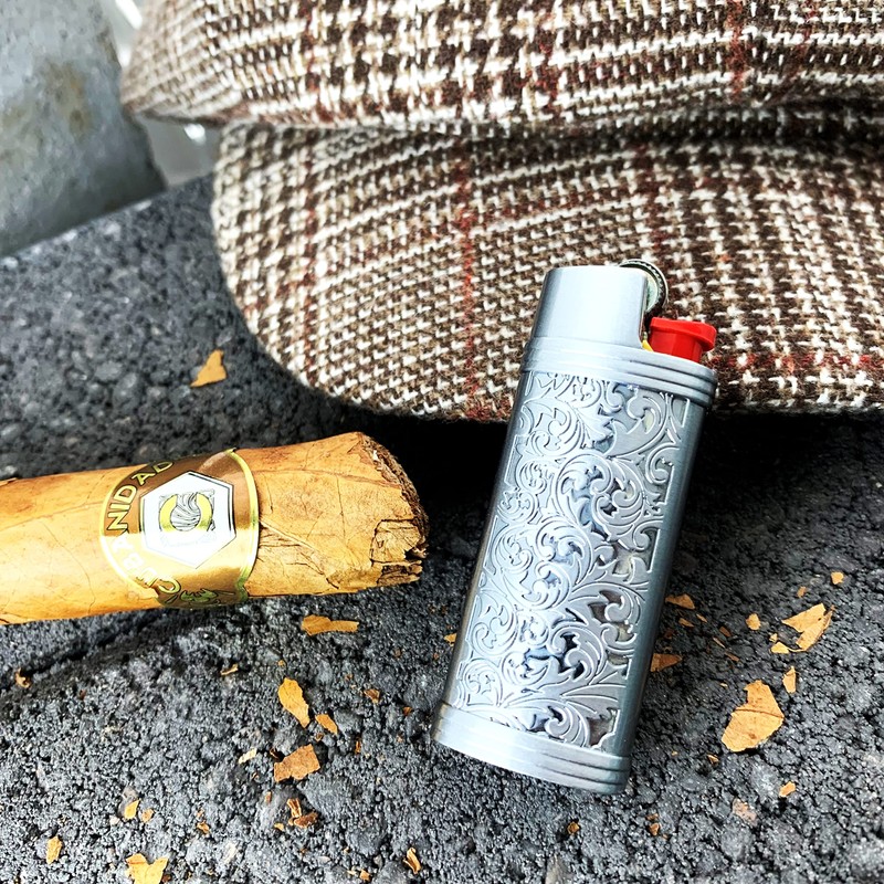 IN SELECT 2 PCS Pack Vintage Metal Lighter Case Cover