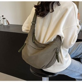 Nylon Crescent Crossbody Bag for Women Men Small Crescent Bag Bag Dumpling Bag Moon Shoulder Bag Hobo Bag (Green)