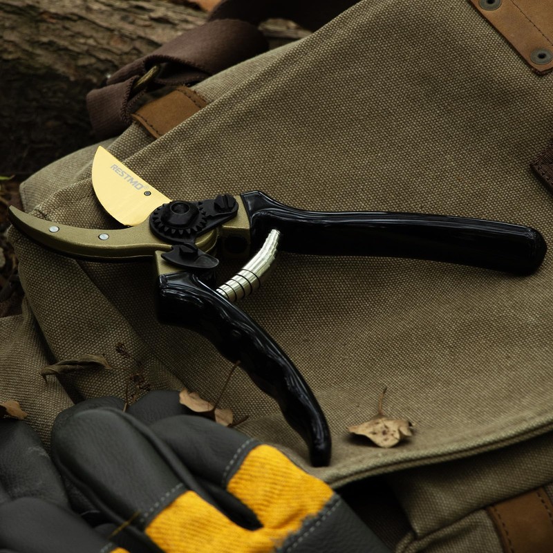 RESTMO Heavy Duty Pruning Shears, Premium Garden Clippers with Forged