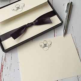 Wagtail Designs Notelets with a Magnolia flower Illustration in a lovely Black Box with Ribbon (choose 10 or 20 cards with envelopes) (20)
