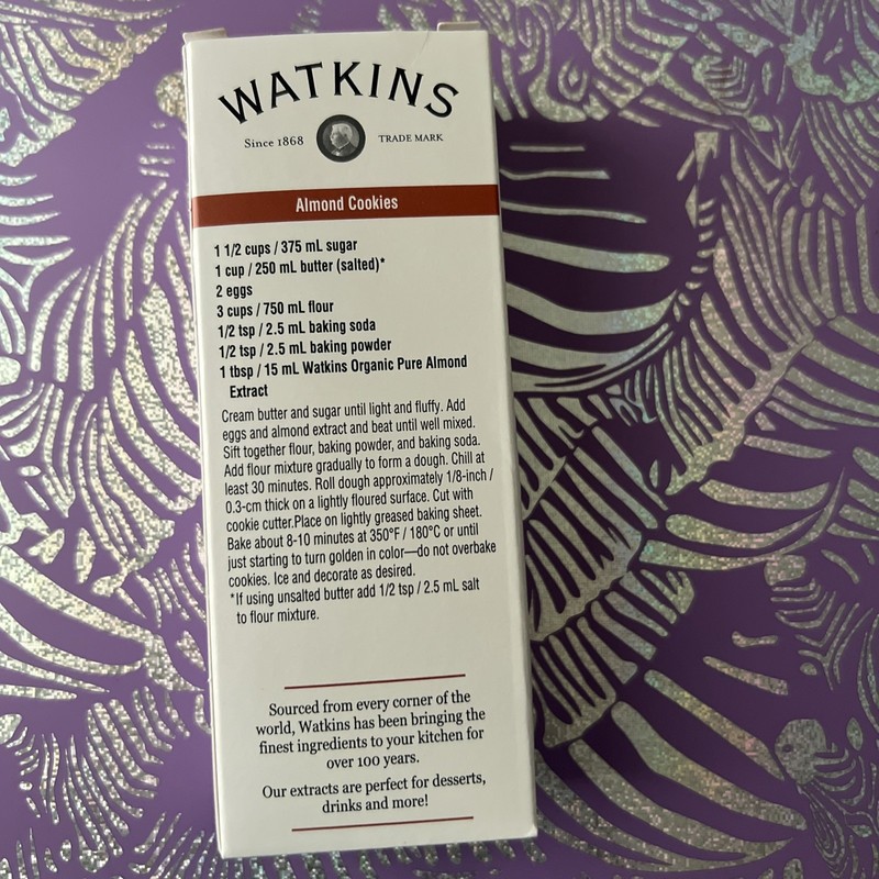 Watkins Organic Pure Almond Extract, 2 fl oz (59ml)